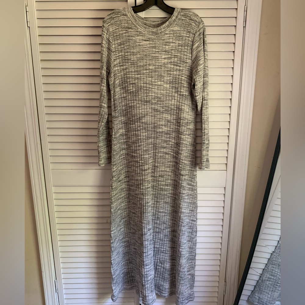 Old Navy Gray Long Sleeve Dress